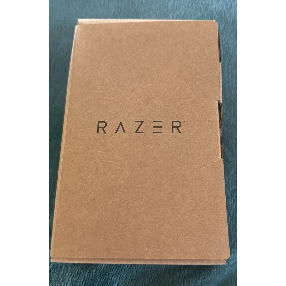 Razer Naga V2 Hyperspeed‎ Ergonomic Gaming Mouse RZ01-0360 New Open Box NIB